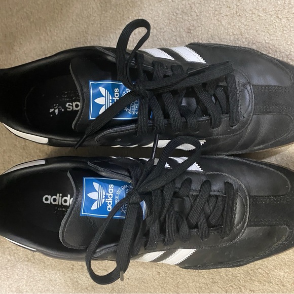 black and white adiddas sambas - Picture 3 of 4